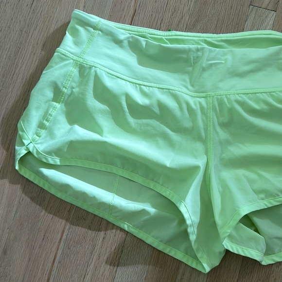 Lululemon Run Speed Short Women's Athletic Shorts size 10 lime green neon - Picture 9 of 15